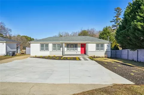 862 Clay Rd SW, Mableton, GA 30126