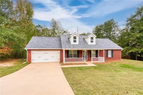 455 Corral Pass, Jackson, GA 30233