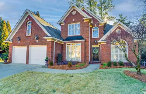 5234 Magnolia Walk Cir, Dunwoody, GA 30338