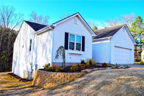 1115 Hillcrest Glenn Cir, Sugar Hill, GA 30518