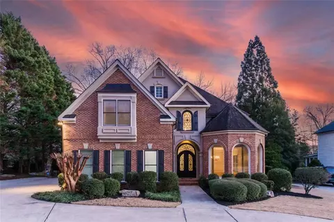 4038 Defender Dr NE, Roswell, GA 30075