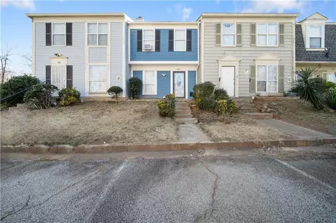 1456 Inverness Dr, Stone Mountain, GA 30083