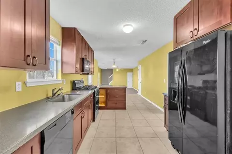 640 Burtons Cv, Hampton, GA 30228 photo 14