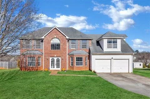 640 Burtons Cv, Hampton, GA 30228 photo 2