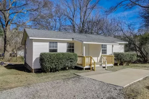 73 Arnco 2nd St, Newnan, GA 30263
