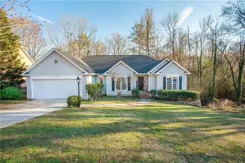787 Afton Ct, Macon, GA 31210