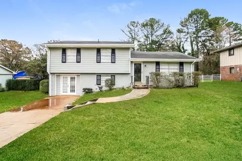 7520 Fielder Rd, Jonesboro, GA 30236