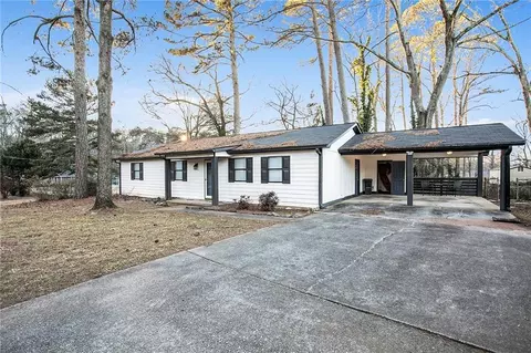 7573 Asbury Manor Dr, Lithonia, GA 30058