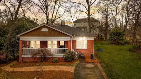 105 N 4th Ave, Decatur, GA 30030