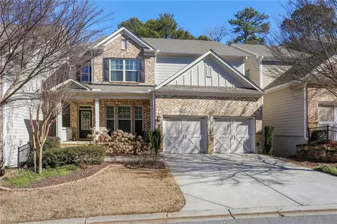 1280 Roswell Manor Cir, Roswell, GA 30076