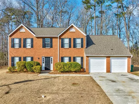 3380 Eastmont Ln, Lithonia, GA 30038