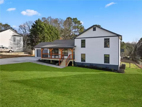 702 Kings Ct, Bethlehem, GA 30620 photo 3