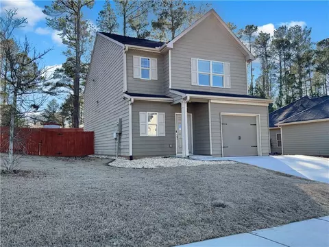 39 Trotter Ct, Newnan, GA 30263