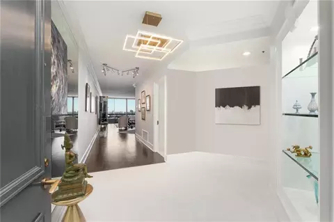 2660 Peachtree Rd NW #38F, Atlanta, GA 30305