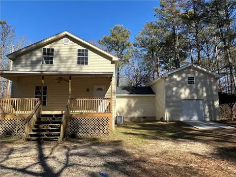 676 Ellington Rd, Oxford, GA 30054