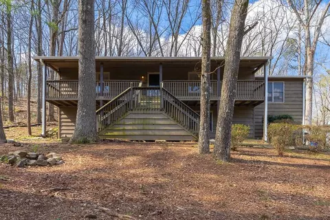 2392 Black Oak Dr, Marietta, GA 30066