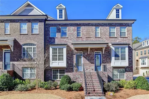 1077 Township Sq, Alpharetta, GA 30022