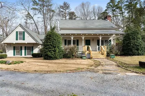 27 Mission Mountain Rd SW, Cartersville, GA 30120