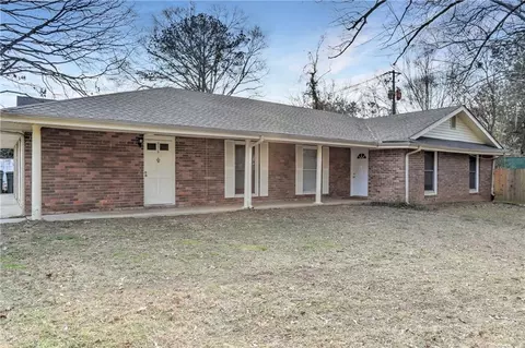836 Wilson Cir SW, Marietta, GA 30064