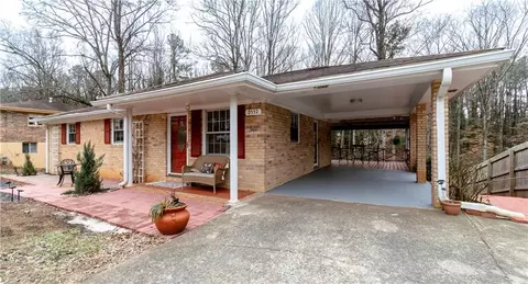 2557 Kennesaw Dr NW, Kennesaw, GA 30152
