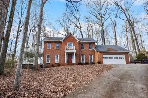 15910 Hopewell Rd, Milton, GA 30004