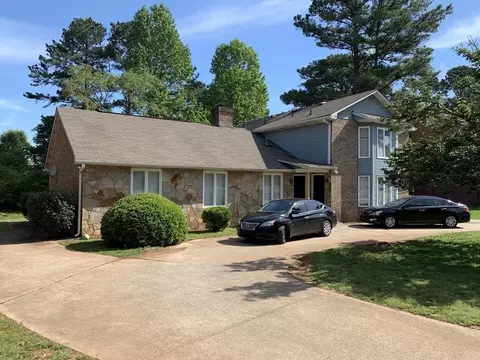 2124 Fairway Ct SE, Conyers, GA 30013