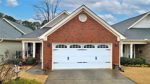 17 Stewart Dr, Cartersville, GA 30120