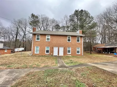 485 Holly Ridge Dr NW, Lilburn, GA 30047
