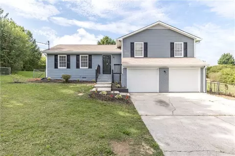 978 S Lassetter Cir, Villa Rica, GA 30180