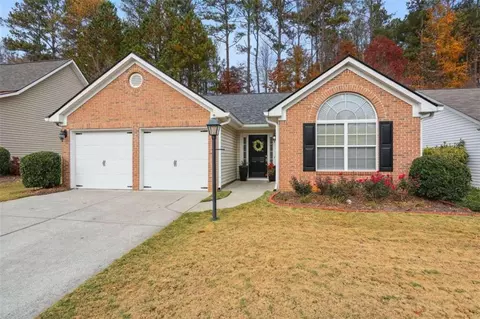 2526 Centennial Cmns NW, Acworth, GA 30102