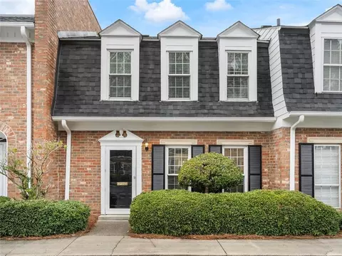 2 Iron Bound Pl NW, Atlanta, GA 30318