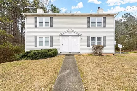 3080 Robie Ln, Snellville, GA 30078