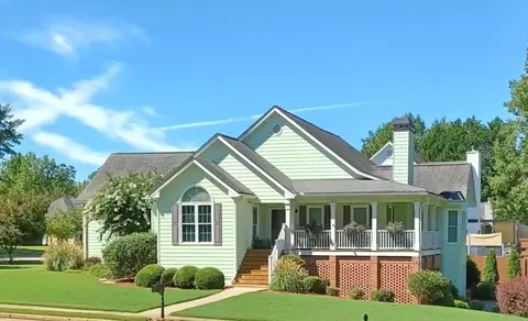 404 Spring Pl, Monroe, GA 30655