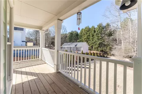 Exterior - 404 Spring Pl, Monroe, GA 30655 photo 10 of 18