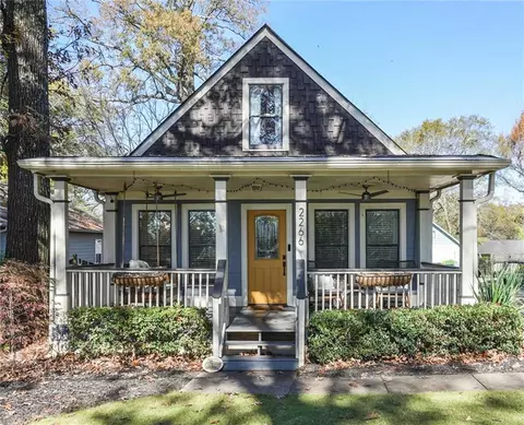 2266 Memorial Dr SE, Atlanta, GA 30317