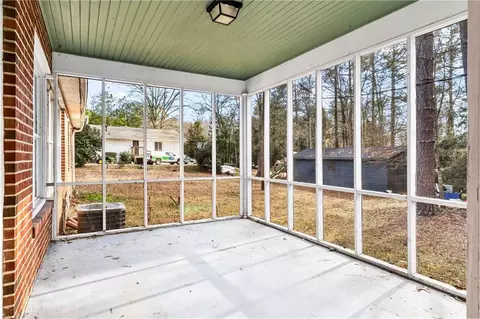907 Mcdonough Rd, Jackson, GA 30233 photo 12