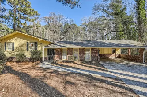 1812 Glenview Dr SW, Atlanta, GA 30331