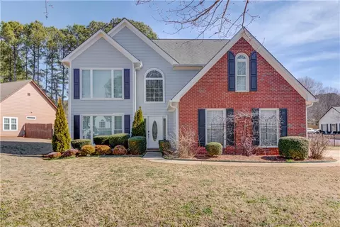 2735 Peachtree Parc Ln, Lawrenceville, GA 30043