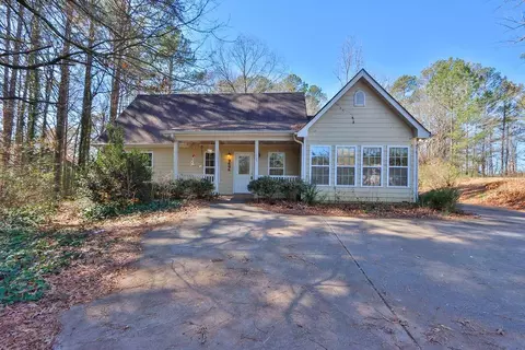 1405 Hamilton Rd NW, Kennesaw, GA 30152