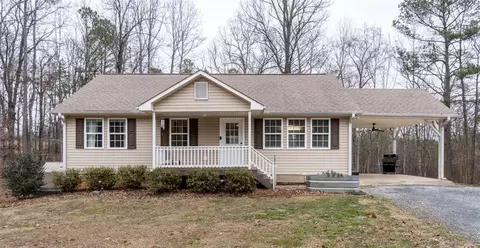 479 Crowe Springs Rd NE, White, GA 30184