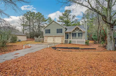5101 Ray Ct, Powder Springs, GA 30127