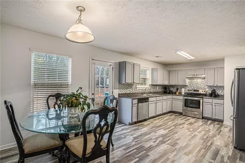 290 Millstone Dr, Hampton, GA 30228 photo 11