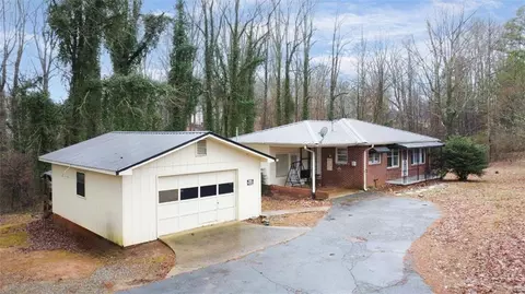 2125 Canton Hwy, Cumming, GA 30040