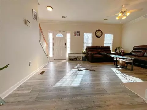 1099 Scales Rd, Suwanee, GA 30024 photo 5