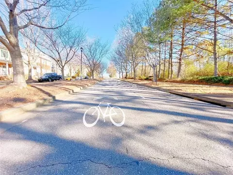 1099 Scales Rd, Suwanee, GA 30024 photo 3