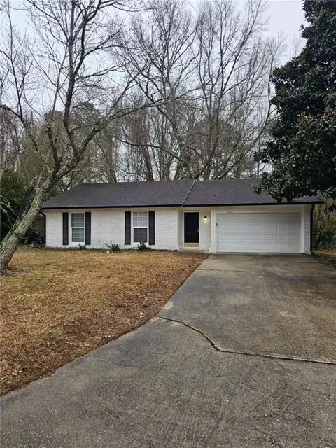 3305 Valley Bend Rd, Atlanta, GA 30349