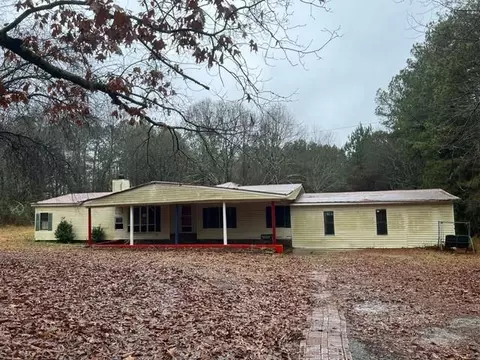 861 Ozora Rd, Lawrenceville, GA 30045