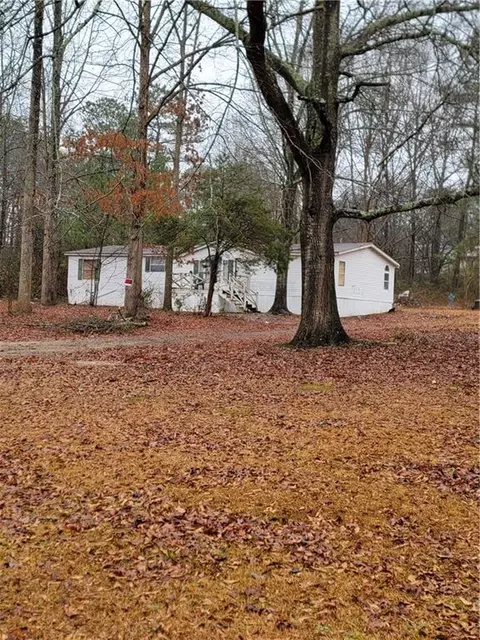 64 Holly Dr, Carrollton, GA 30116