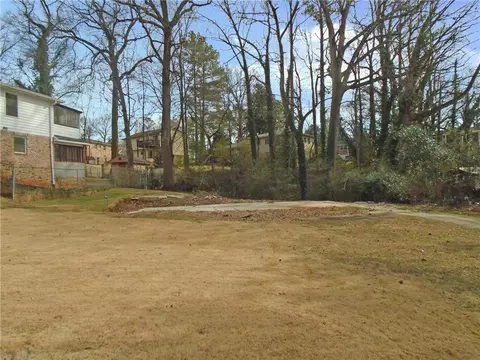 1371 Cerro Vista Dr SE, Atlanta, GA 30316
