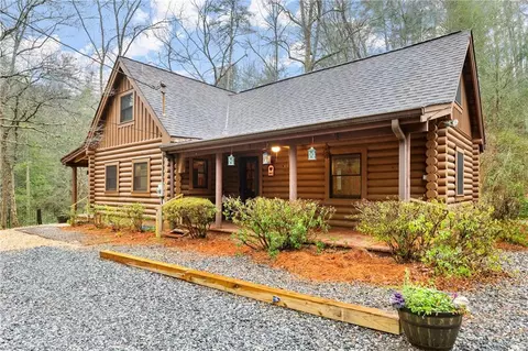110 Joshua Dr, Cleveland, GA 30528